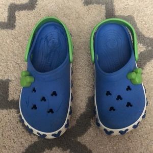 Mickey CROCS Sz 12/13 Child